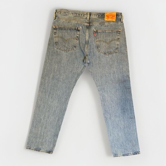 Levis Jeans 501 Men's Jeans Blue Denim Straight Leg Button Fly Size 35x30 - Picture 2 of 12